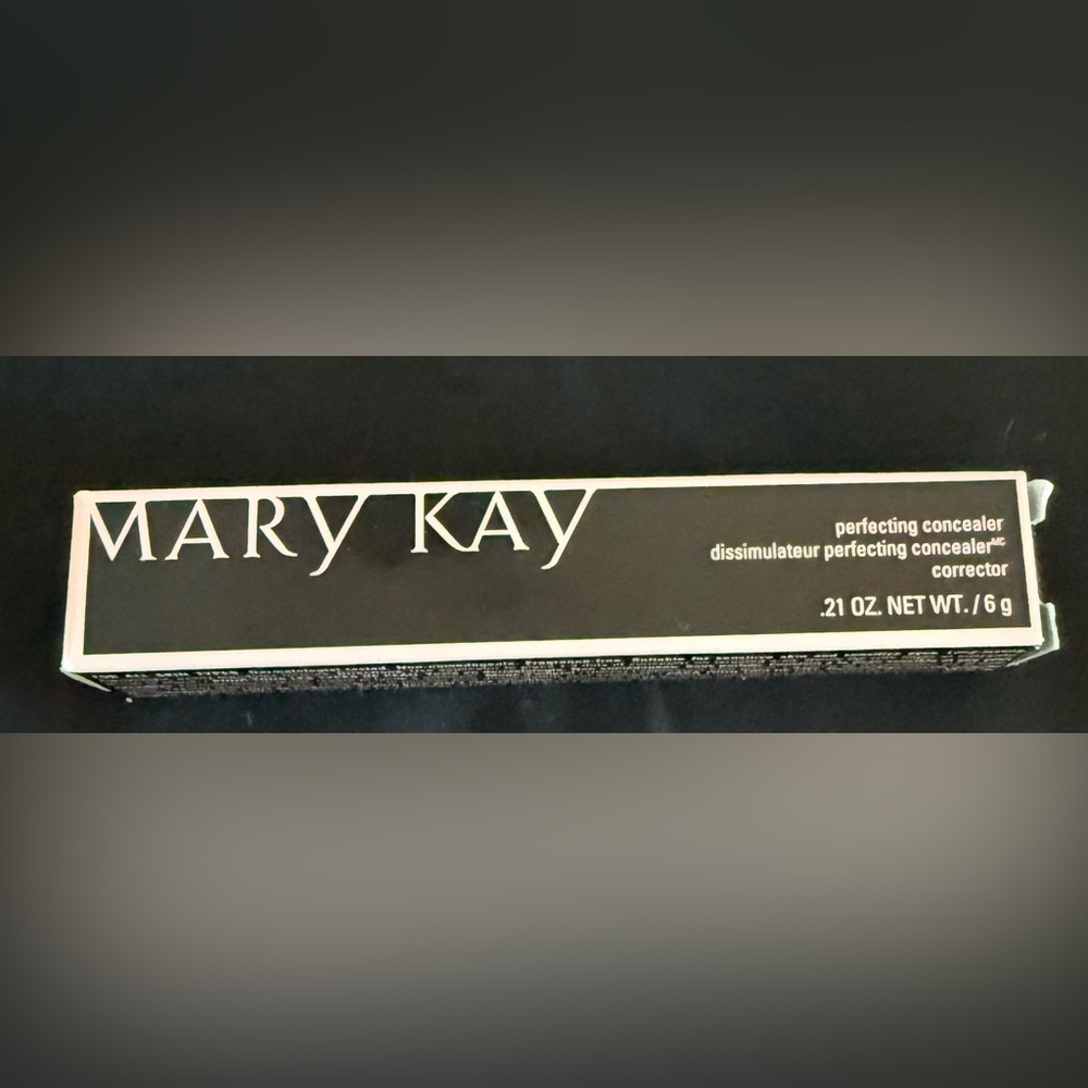 Mary Kay Perfecting Concealer Deep Ivory Discontinued Retired New in Box
